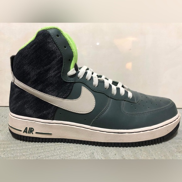 Nike Air Force 1’s - Picture 9 of 12